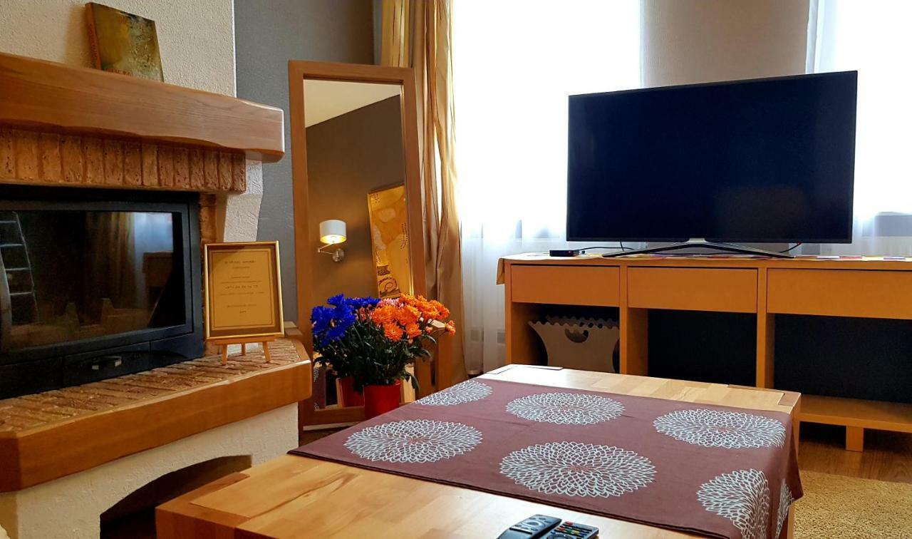 Apartamento Gustav House Daugavpils Exterior foto